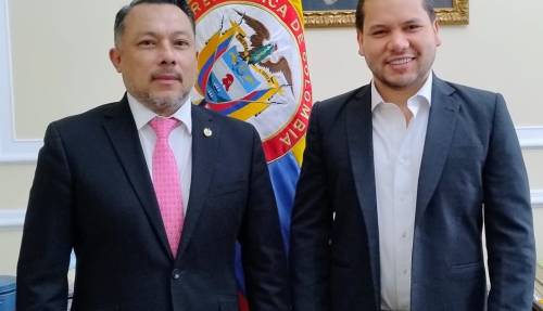  Dr. Andrés David Calle Aguas, se recibió la visita del señor embajador Germán Banacek, representante de El Salvador