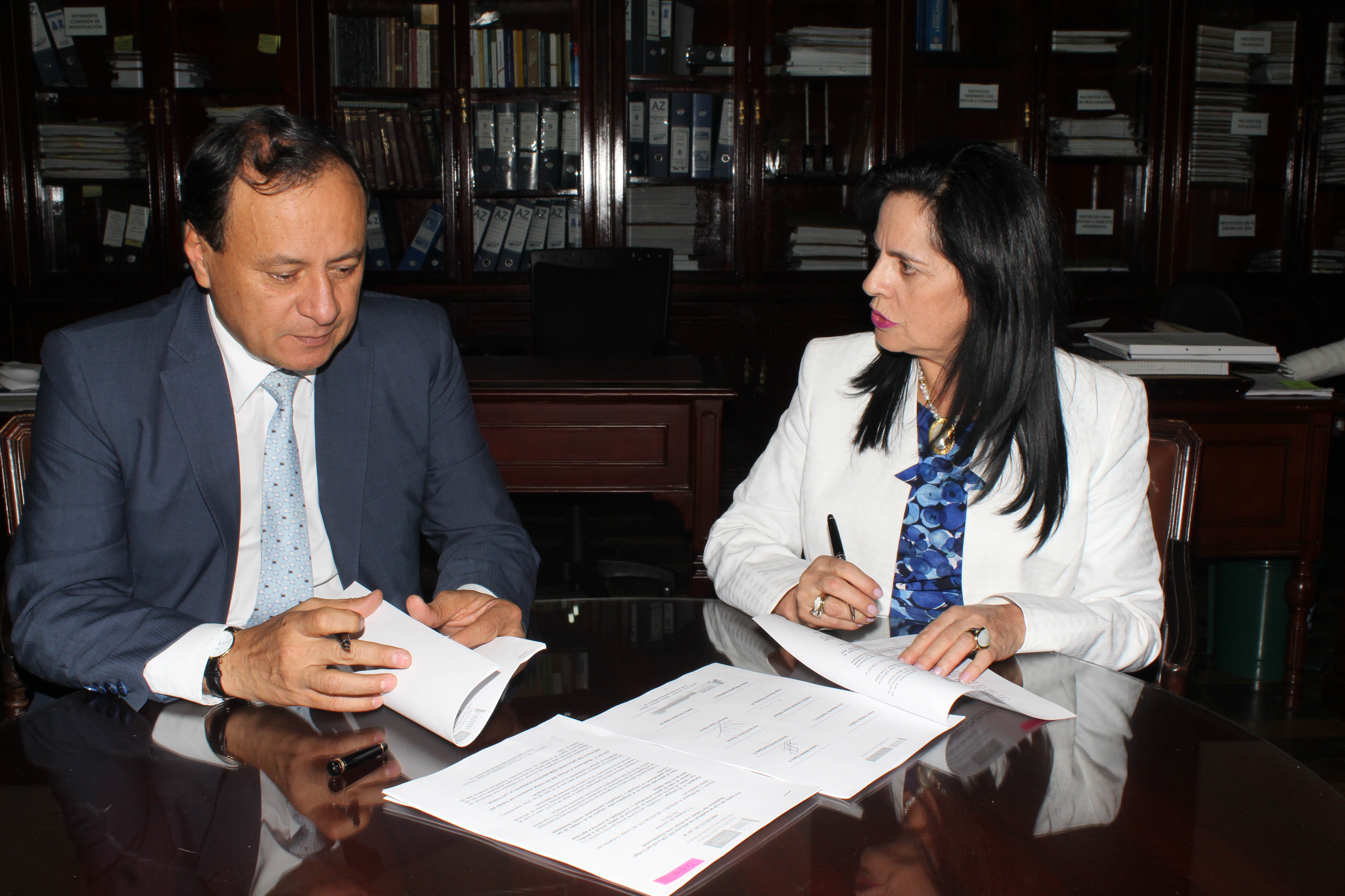 Radicado proyecto de ley para ampliar licencia de paternidad