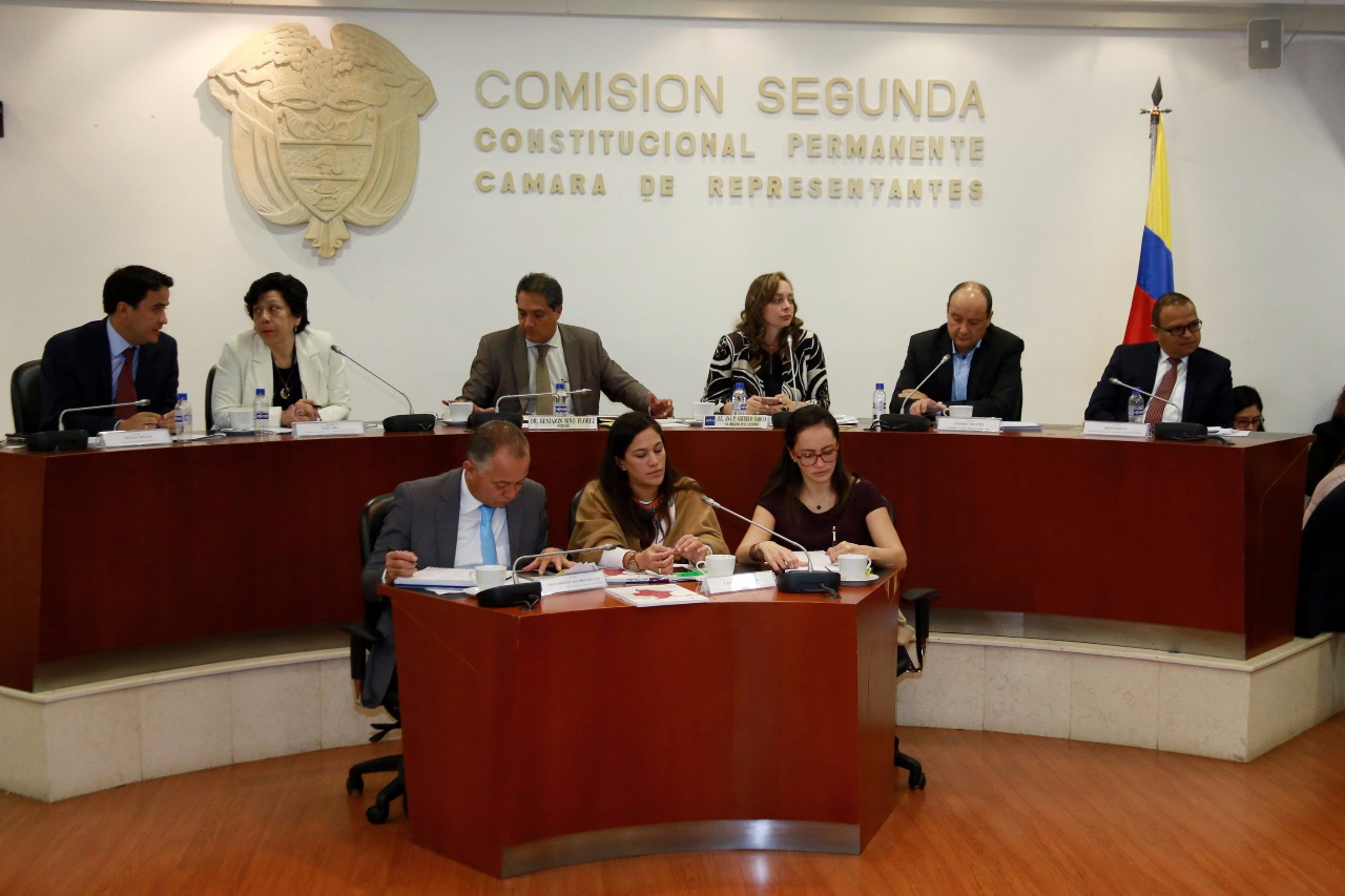 Presupuesto y censo, necesarios para atender migrantes colombianos