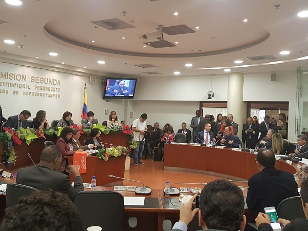 Sector textil requiere más apoyo del Gobierno: Comisión Segunda