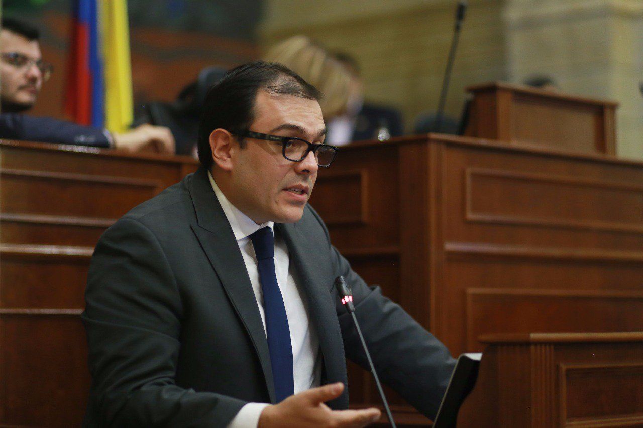 Circunscripciones Especiales de Paz son una fachada para que las FARC fortalezcan su poder político