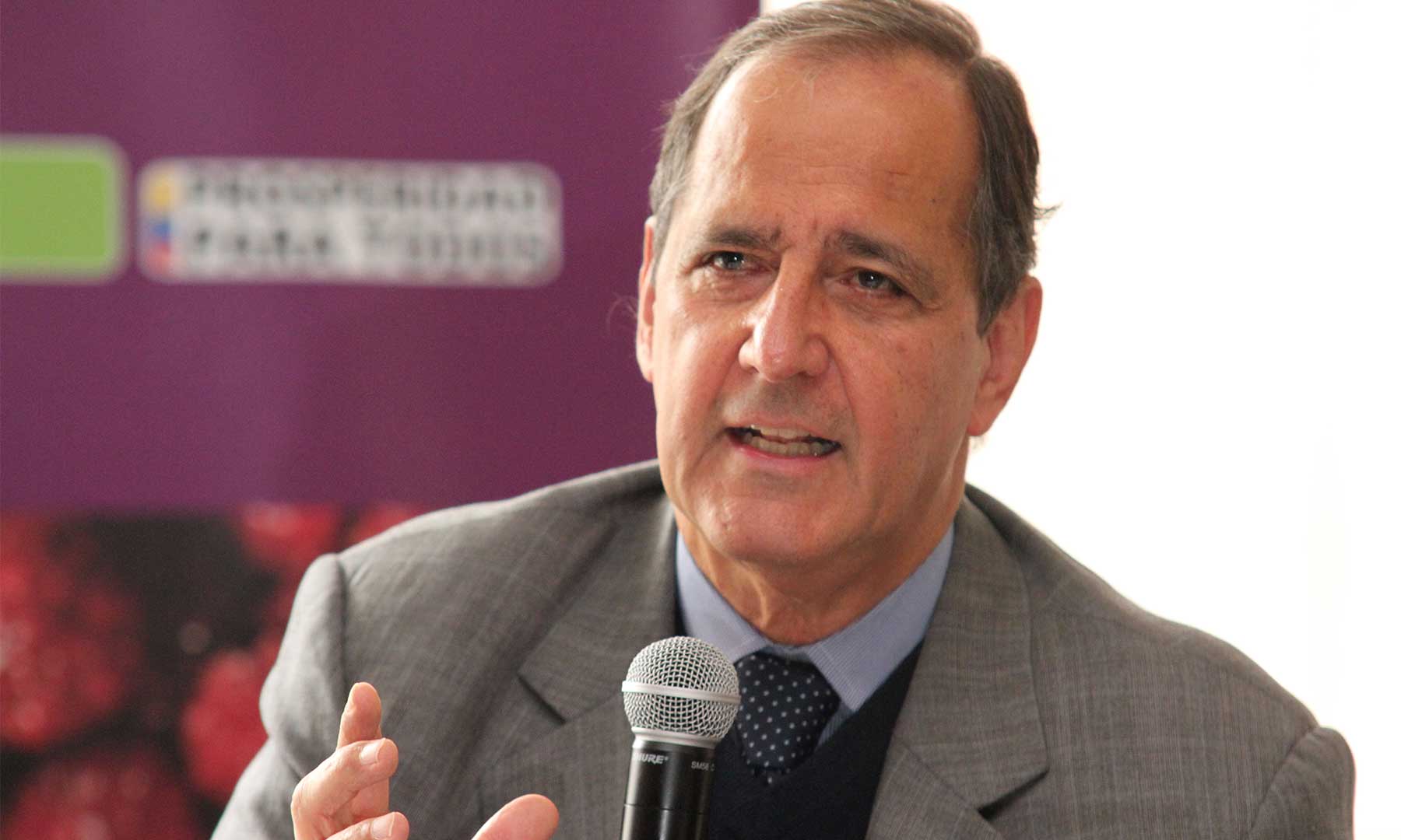 Renuncia de negociador de paz con el ELN generó preocupación en la Cámara