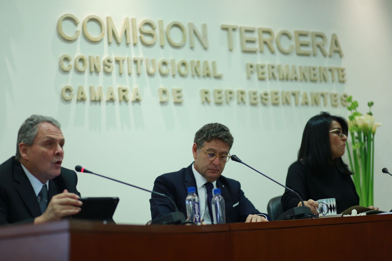 Controlar inflación facilitará bajar tasas de Interés, afirma Gerente del Banco de la República