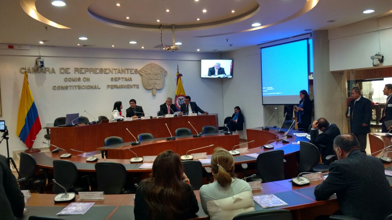 Comisión Séptima debatió sobre conveniencia de nueva reforma pensional