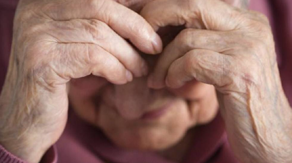 Aprobada conciliación en Cámara de proyectos que castiga con indignidad sucesora a los hijos que maltraten o abandonen a sus padres