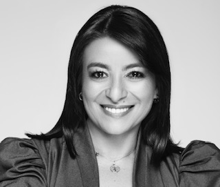 Foto Doctora Elizabeth Martinez Barrera
