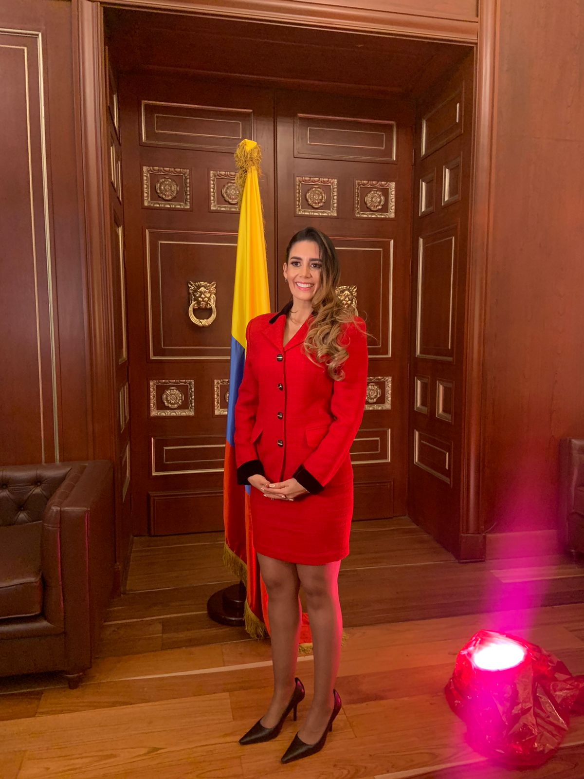 Honorable Representante