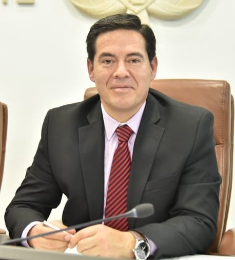 Dr. Ricardo Albornoz