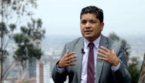 Representante a la Cámara Carlos Eduardo Guevara