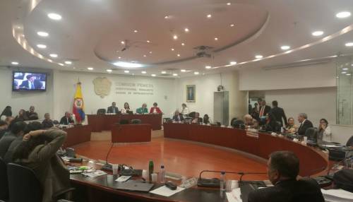 Comisión primera aprueba en primer debate proyecto que establece segunda vuelta para elecciones a la alcaldía de Bogotá