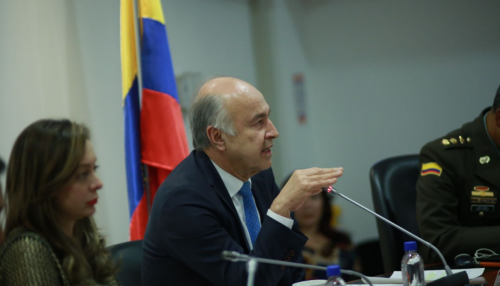No habría excarcelación para delincuentes reincidentes, sostiene Ministro de Justicia 