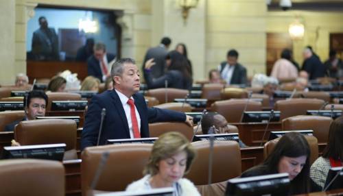 Cámara acusará ante Senado a exmagistrado Villarraga, ajustes a carrera policial y límites para avalúos catastrales