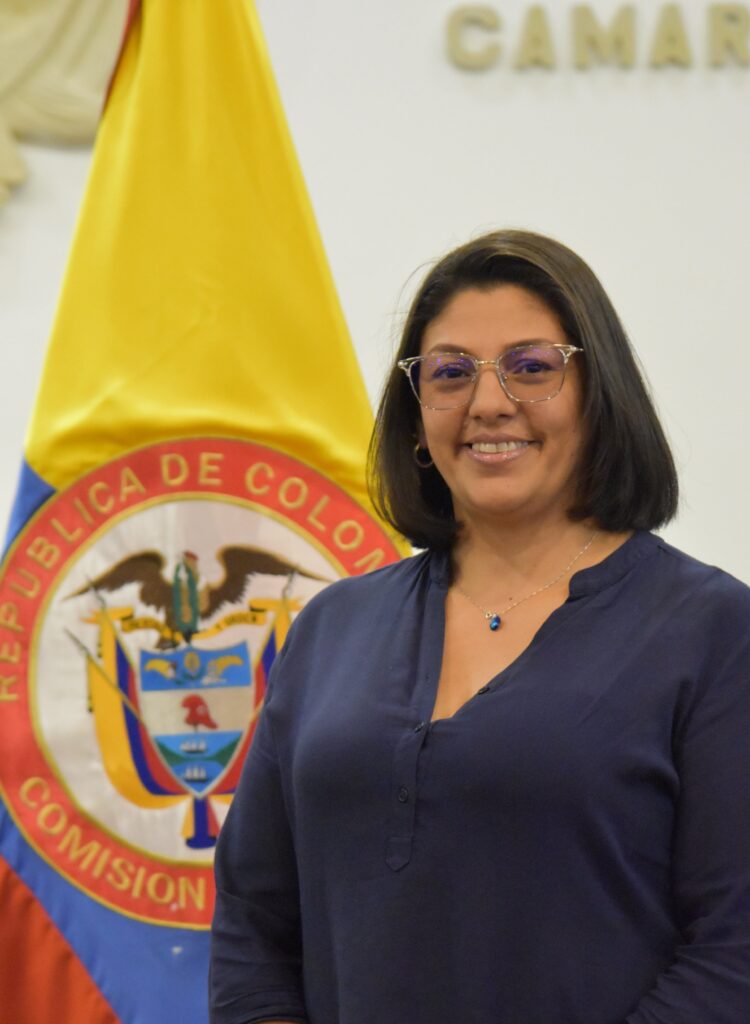 Paola Andrea Santos Malagón