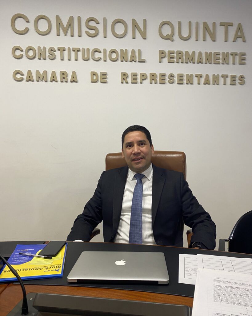 Camilo Ernesto Romero Galván