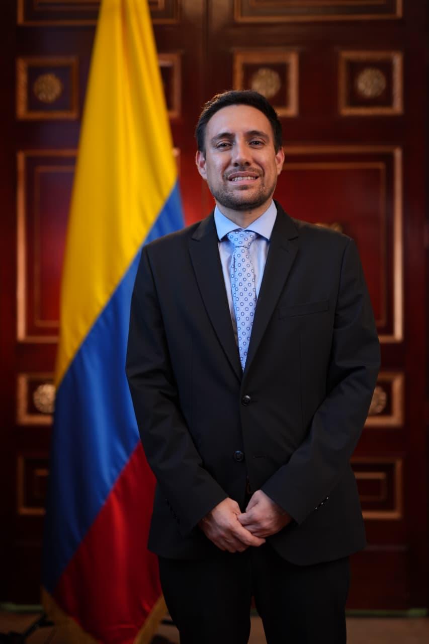 James Steve Canizales Serrano